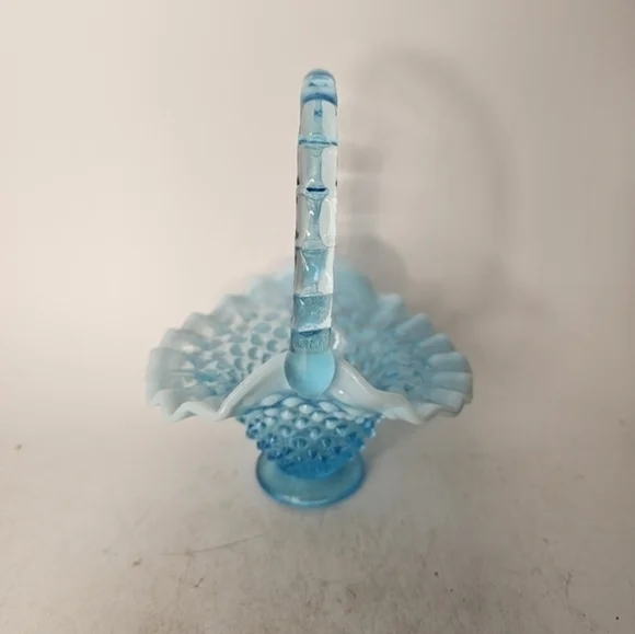 Vintage Fenton blue opalescent hobnail ruffle edge‎ basket - Picture 3 of 5